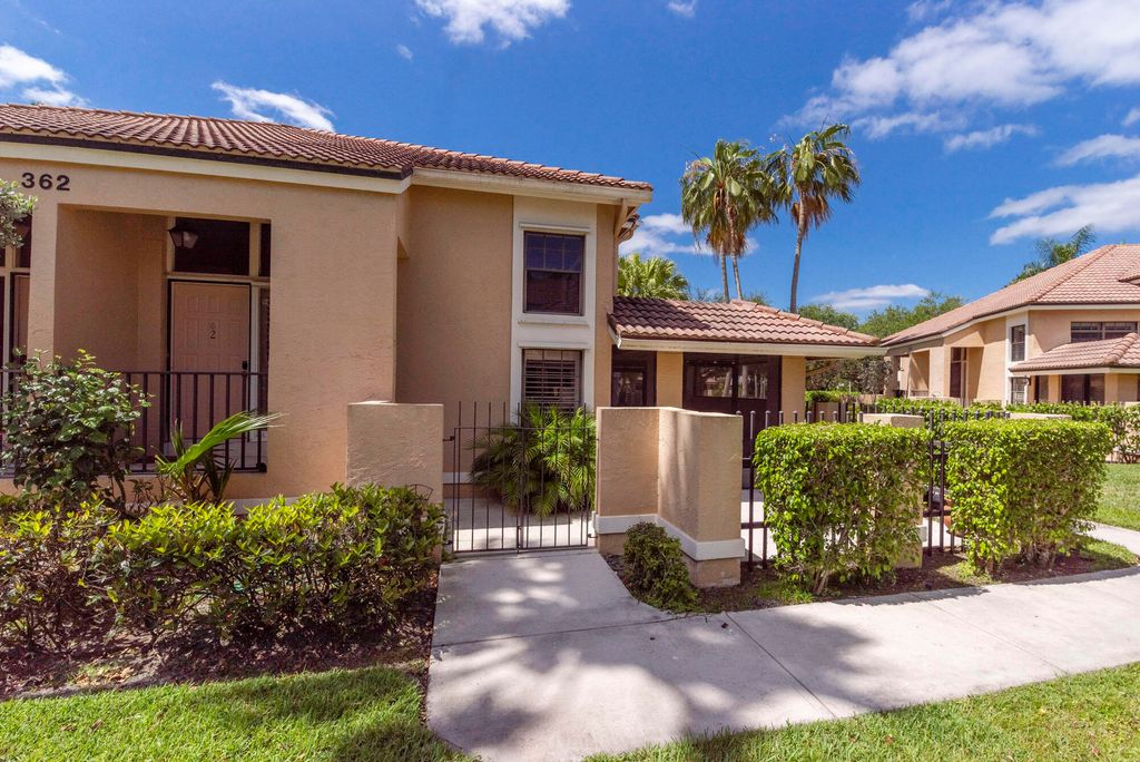 Photo of 362 Prestwick Circle #2, Palm Beach Gardens, FL 33418 (MLS # R10981387)