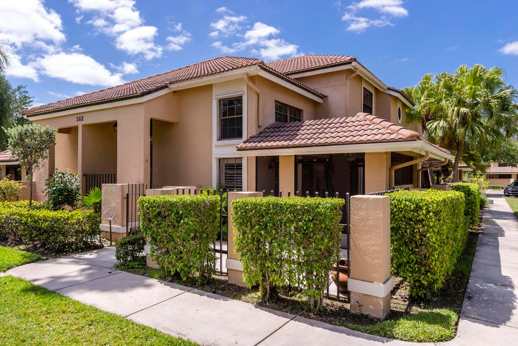 Photo of 362 Prestwick Circle #2, Palm Beach Gardens, FL 33418 (MLS # R10981387)