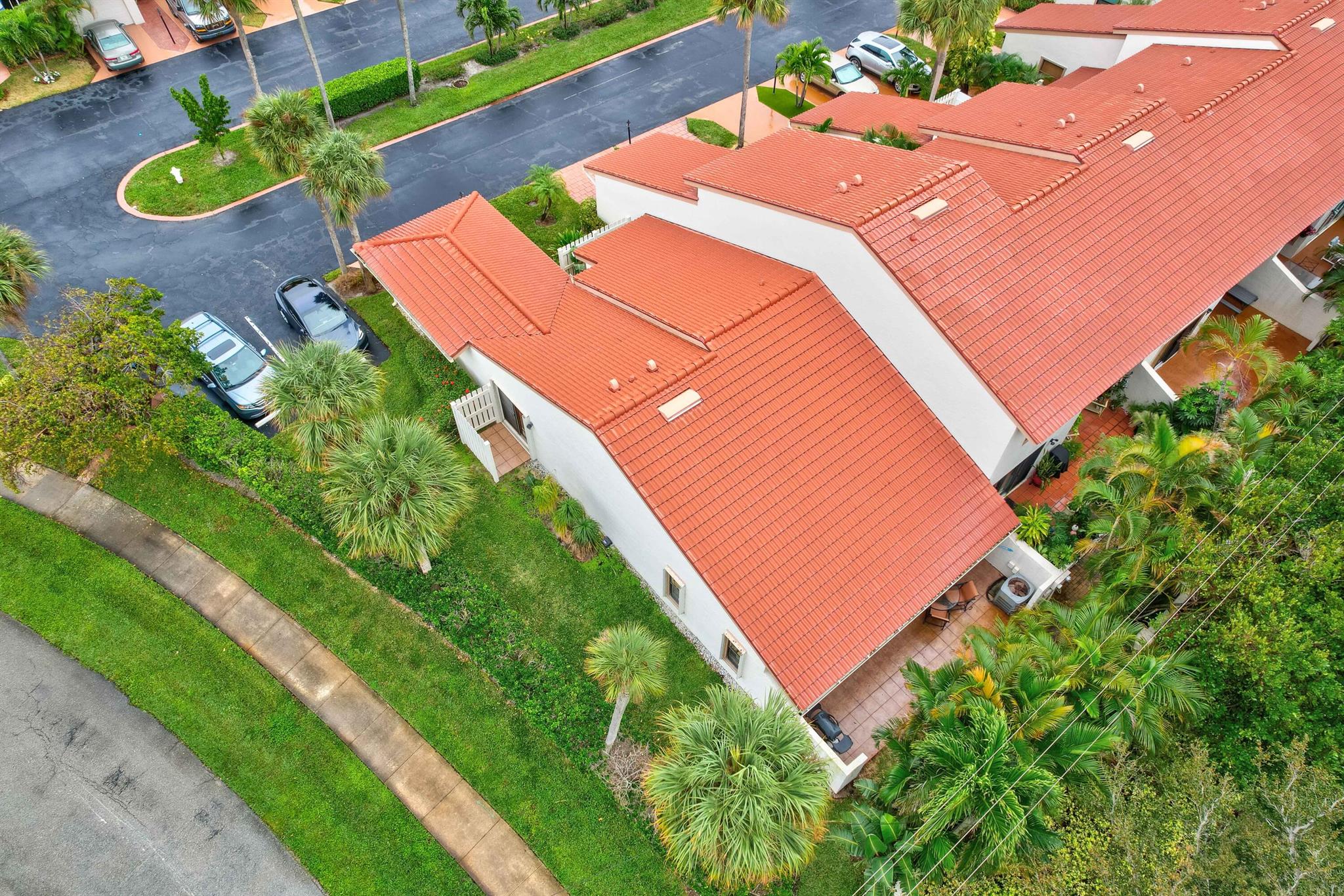 130 Palm Avenue 1