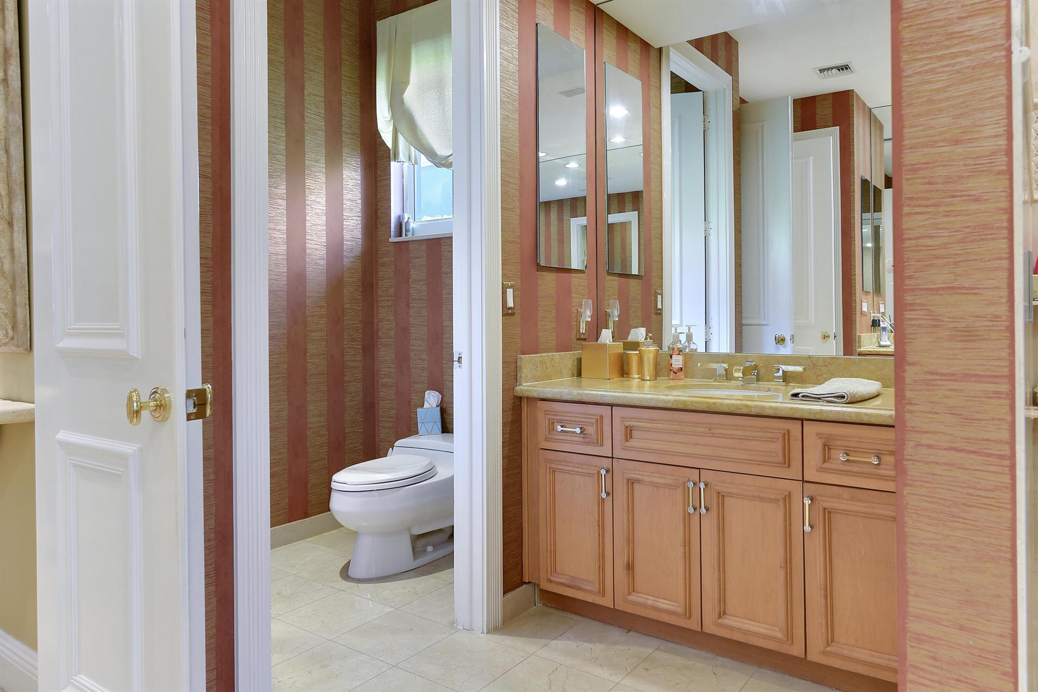 ST ANDREWS COUNTRY CLUB - Residential