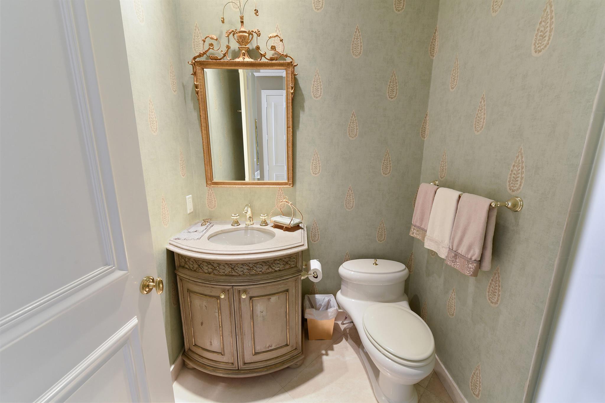 ST ANDREWS COUNTRY CLUB - Residential