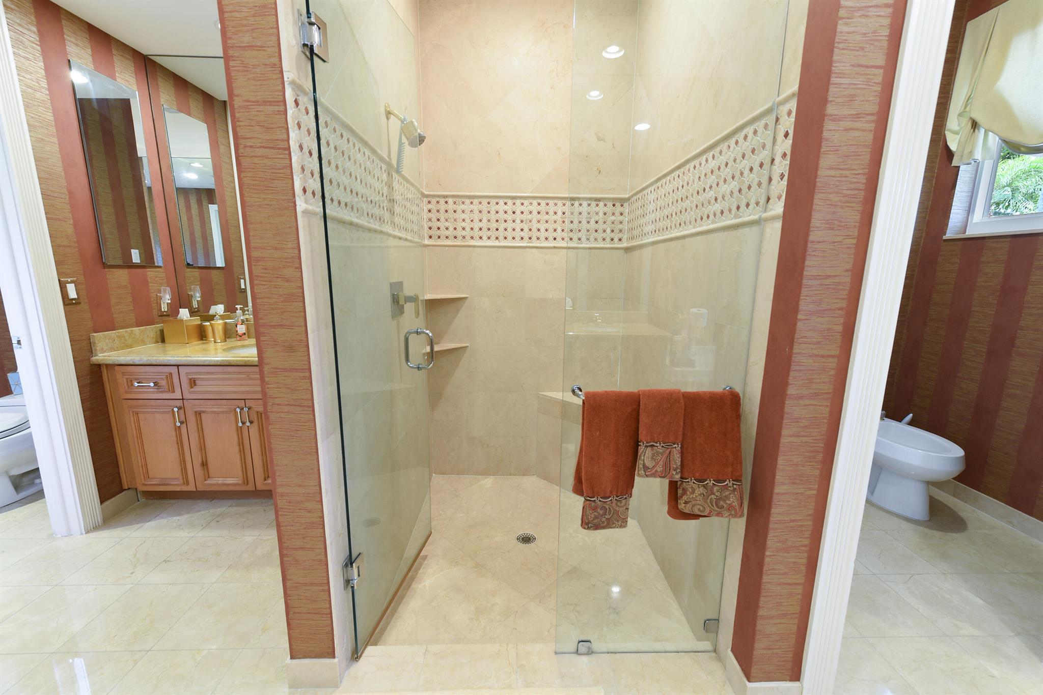 ST ANDREWS COUNTRY CLUB - Residential