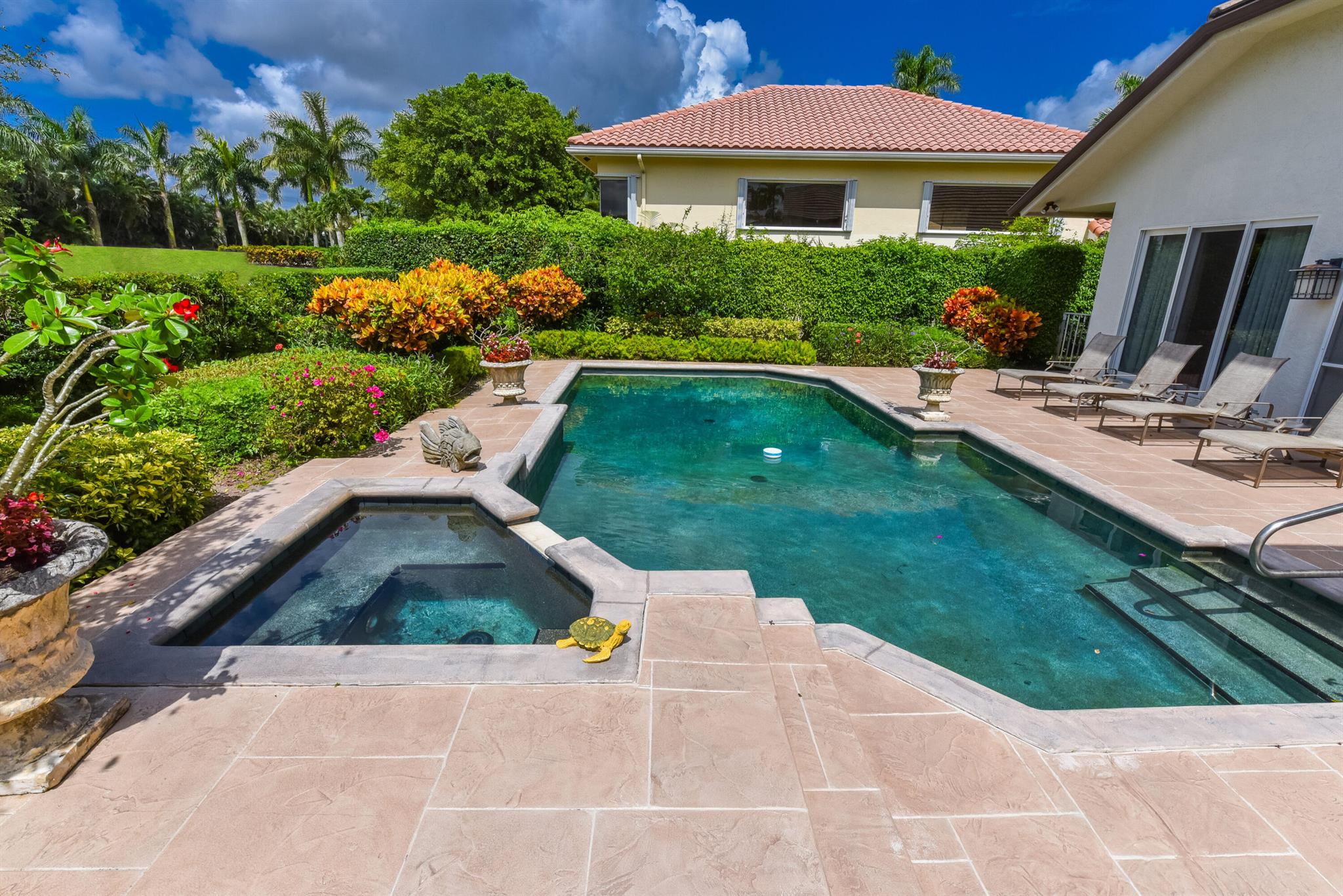 ST ANDREWS COUNTRY CLUB - Residential