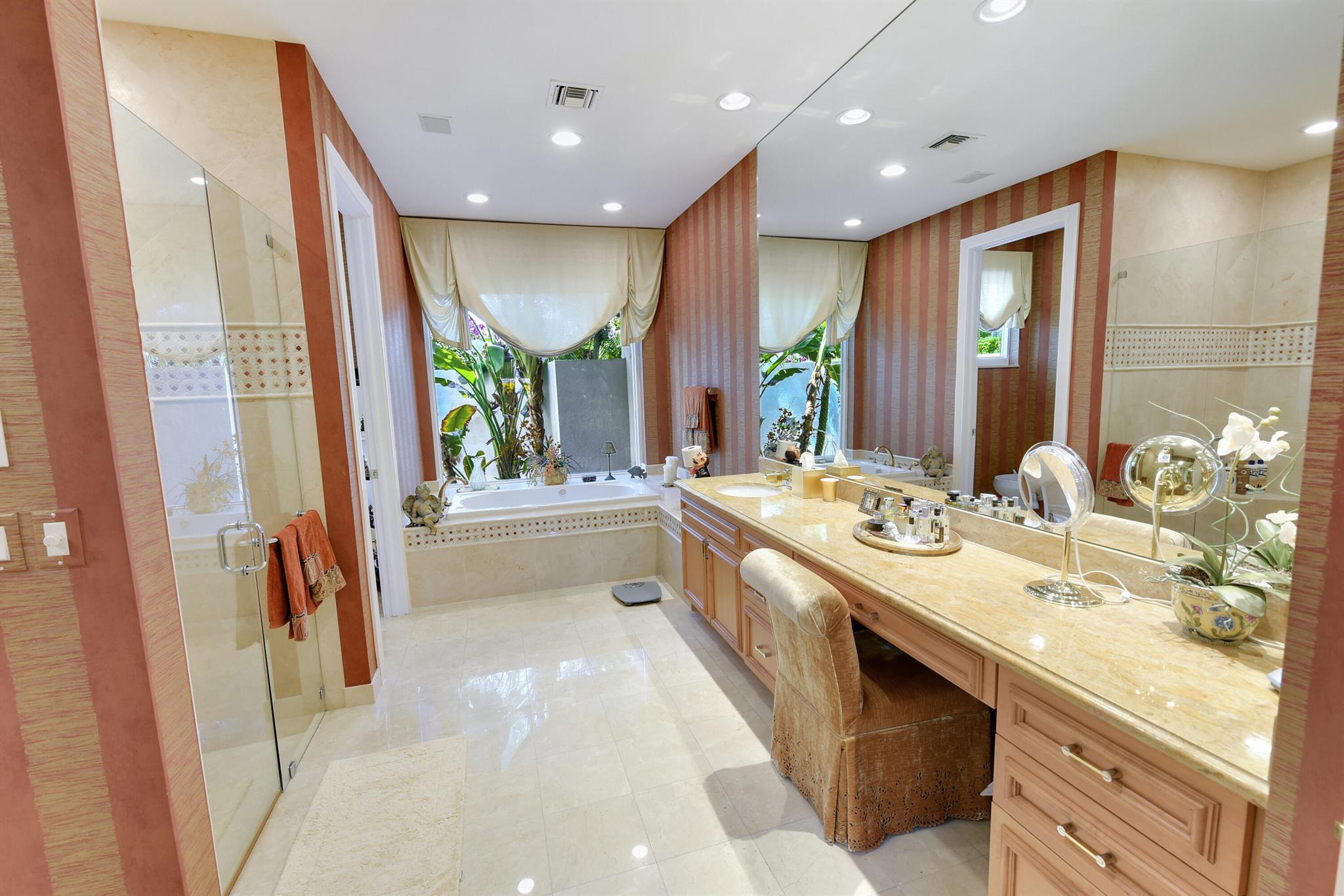 ST ANDREWS COUNTRY CLUB - Residential