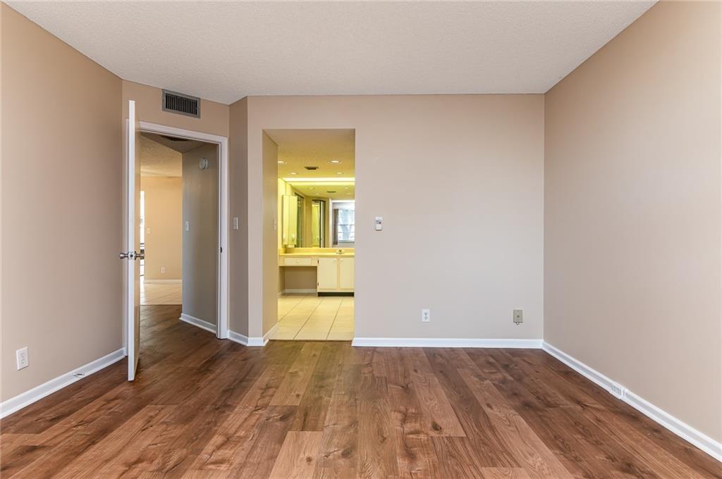 WYNMOOR - Residential