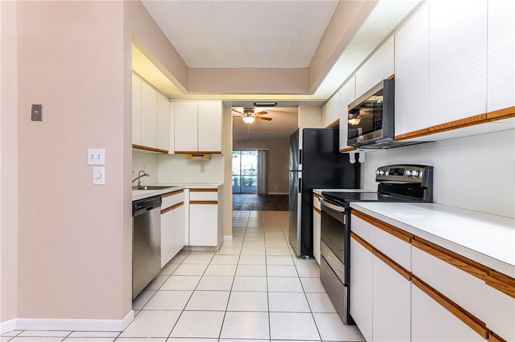 1601 Abaco Dr D1