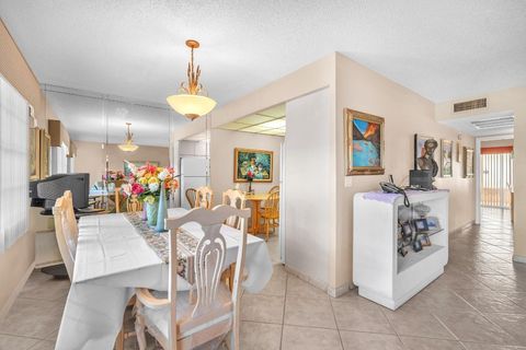 Tiny photo for 420 Richmond C #420, Deerfield Beach, FL 33442 (MLS # F10544703)