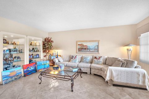 Tiny photo for 420 Richmond C #420, Deerfield Beach, FL 33442 (MLS # F10544703)