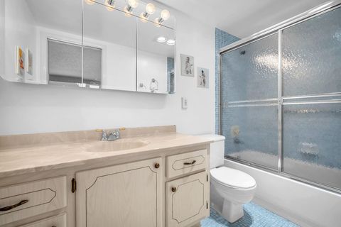 Tiny photo for 420 Richmond C #420, Deerfield Beach, FL 33442 (MLS # F10544703)