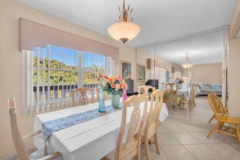 Tiny photo for 420 Richmond C #420, Deerfield Beach, FL 33442 (MLS # F10544703)