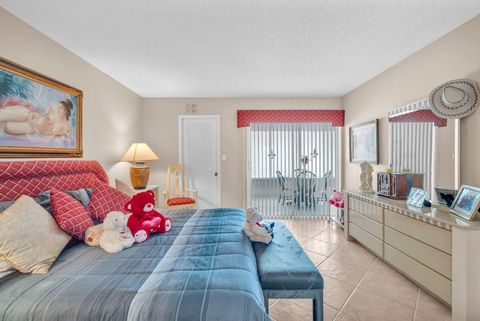 Tiny photo for 420 Richmond C #420, Deerfield Beach, FL 33442 (MLS # F10544703)