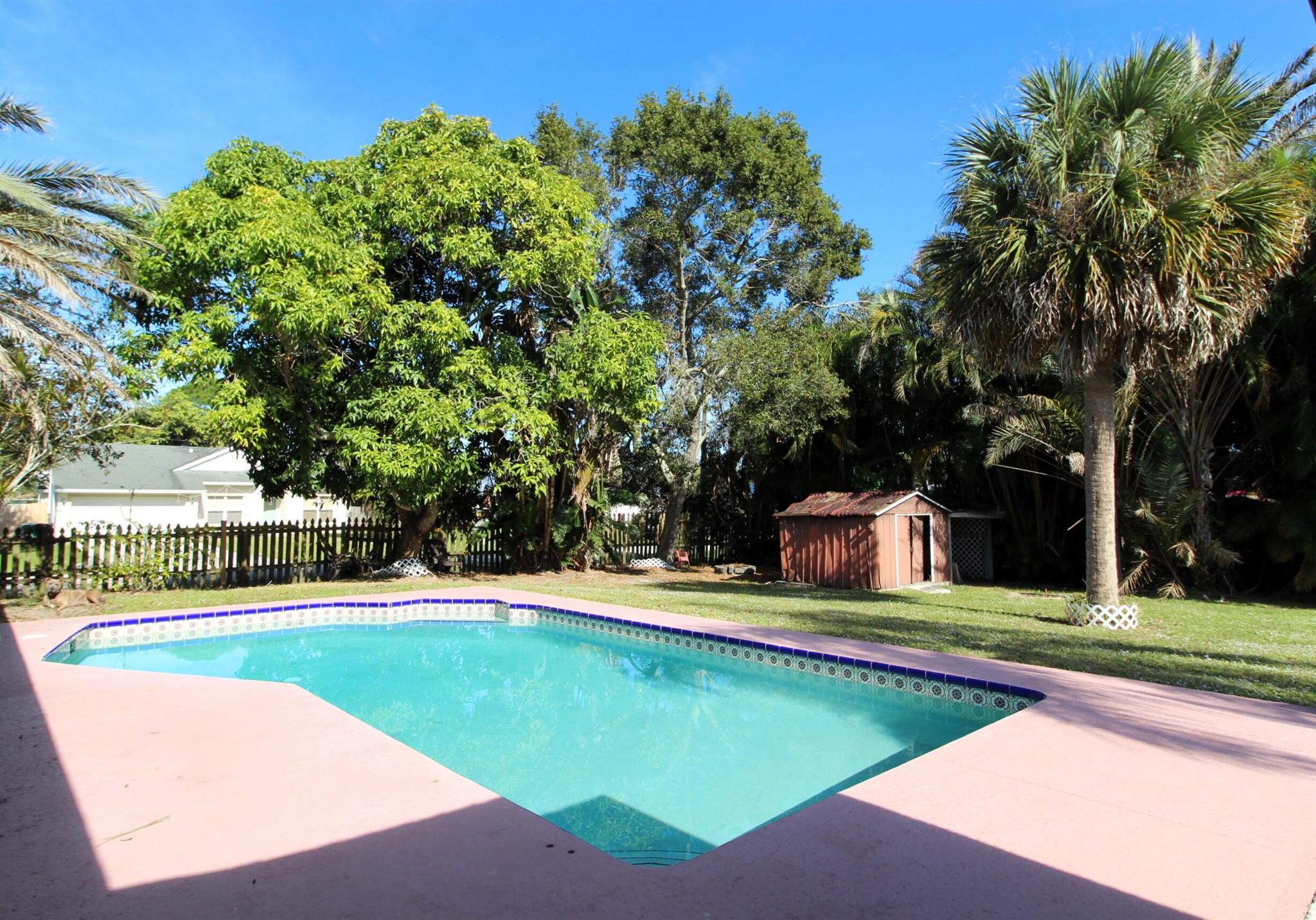 PORT ST LUCIE SECTION 4 - Residential