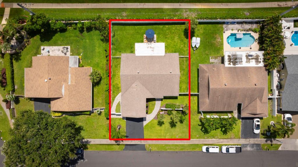 Photo of 415 SW 27th Avenue, Delray Beach, FL 33445 (MLS # R11098359)