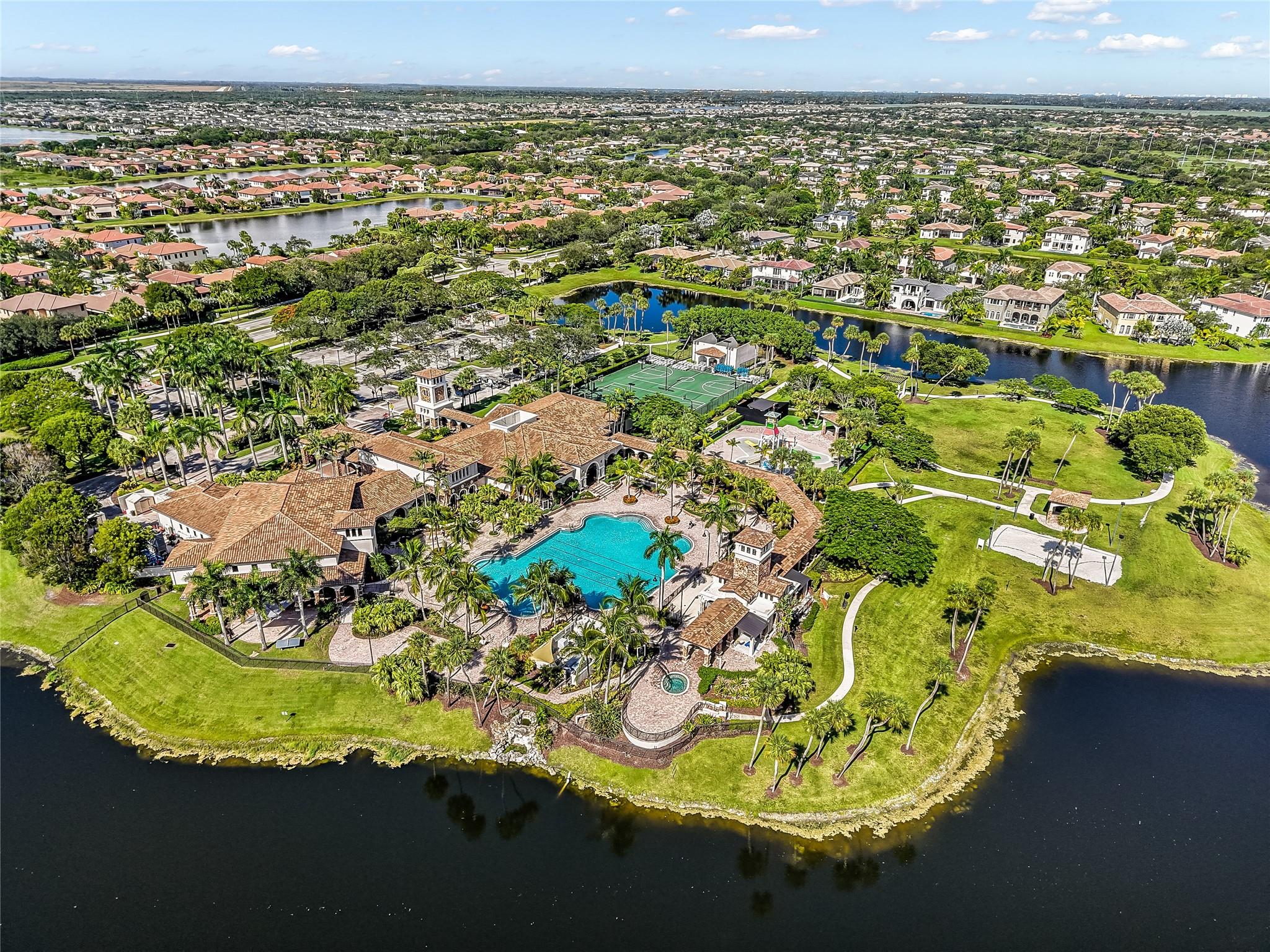 HERON BAY CENTRAL - Residential