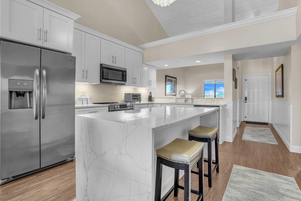 Photo of 801 Seafarer Circle #505, Jupiter, FL 33477 (MLS # R11132164)