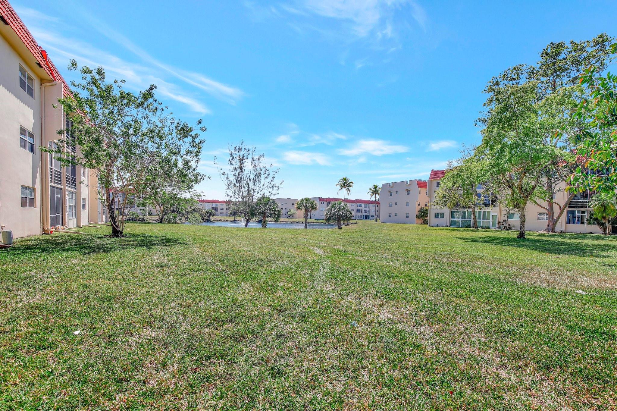 Sunrise Lakes - Residential