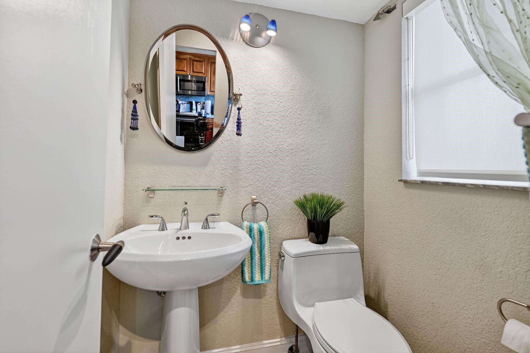 TOWNHOUSE EAST 1 - Residential