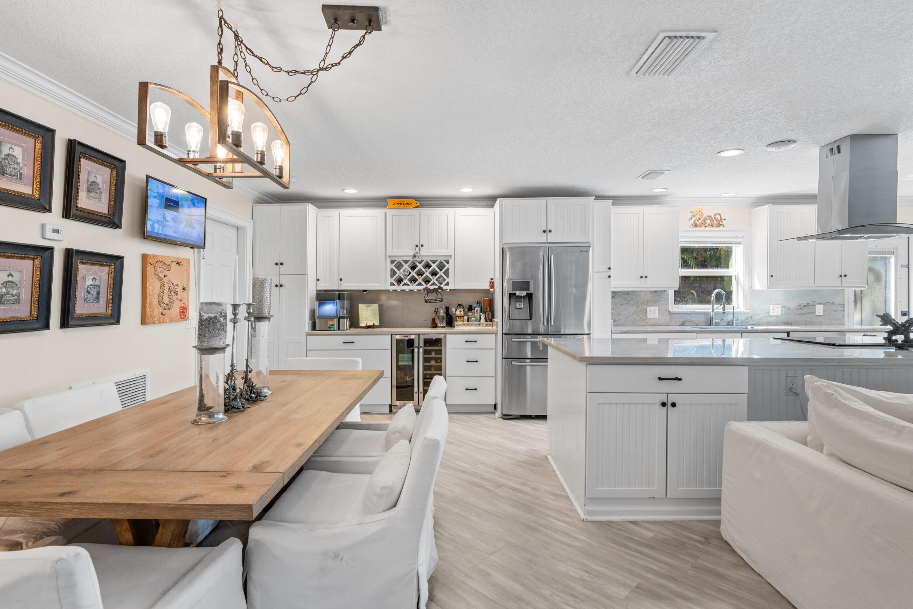 LOXAHATCHEE GROVES - Residential