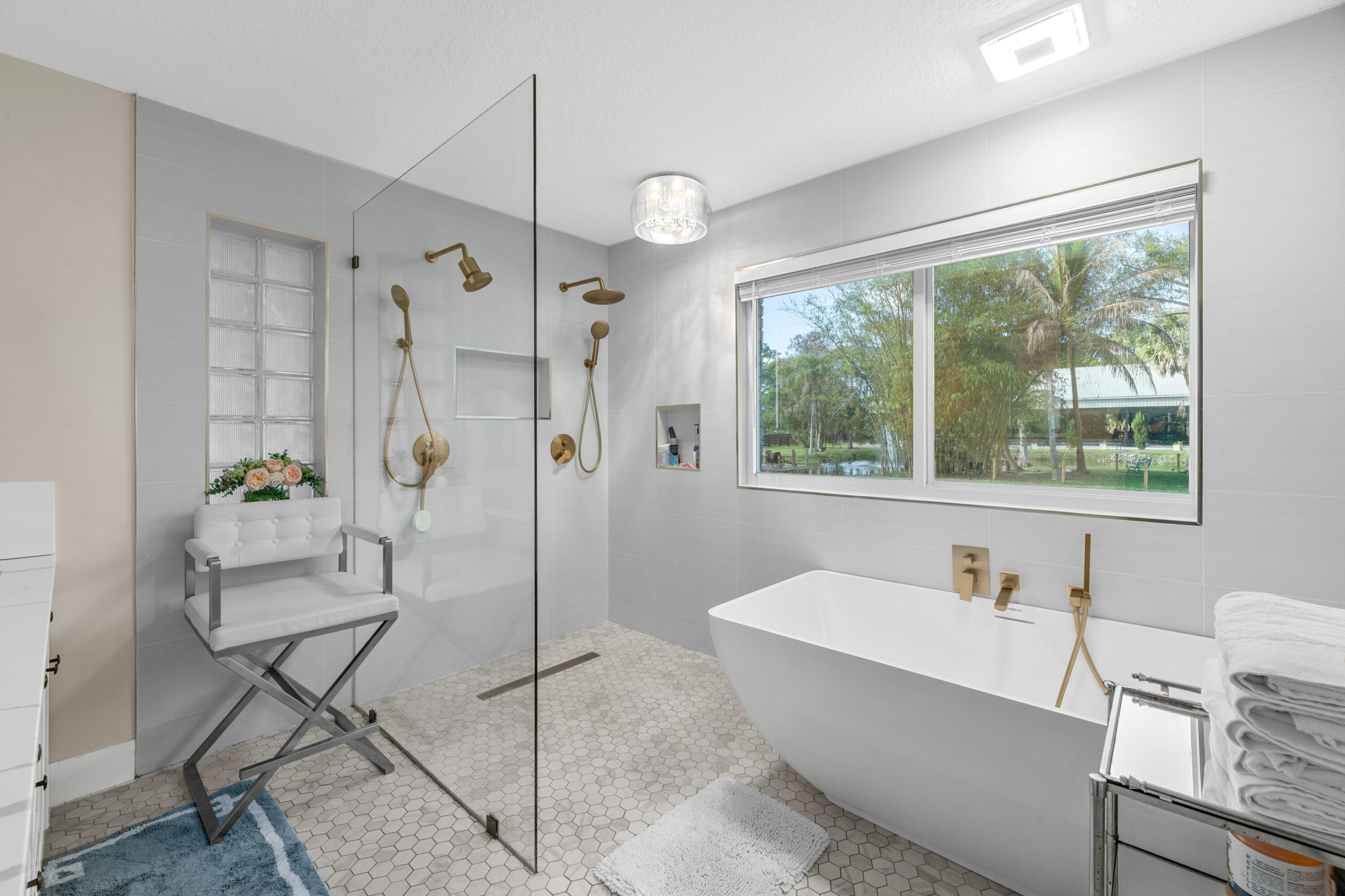 LOXAHATCHEE GROVES - Residential