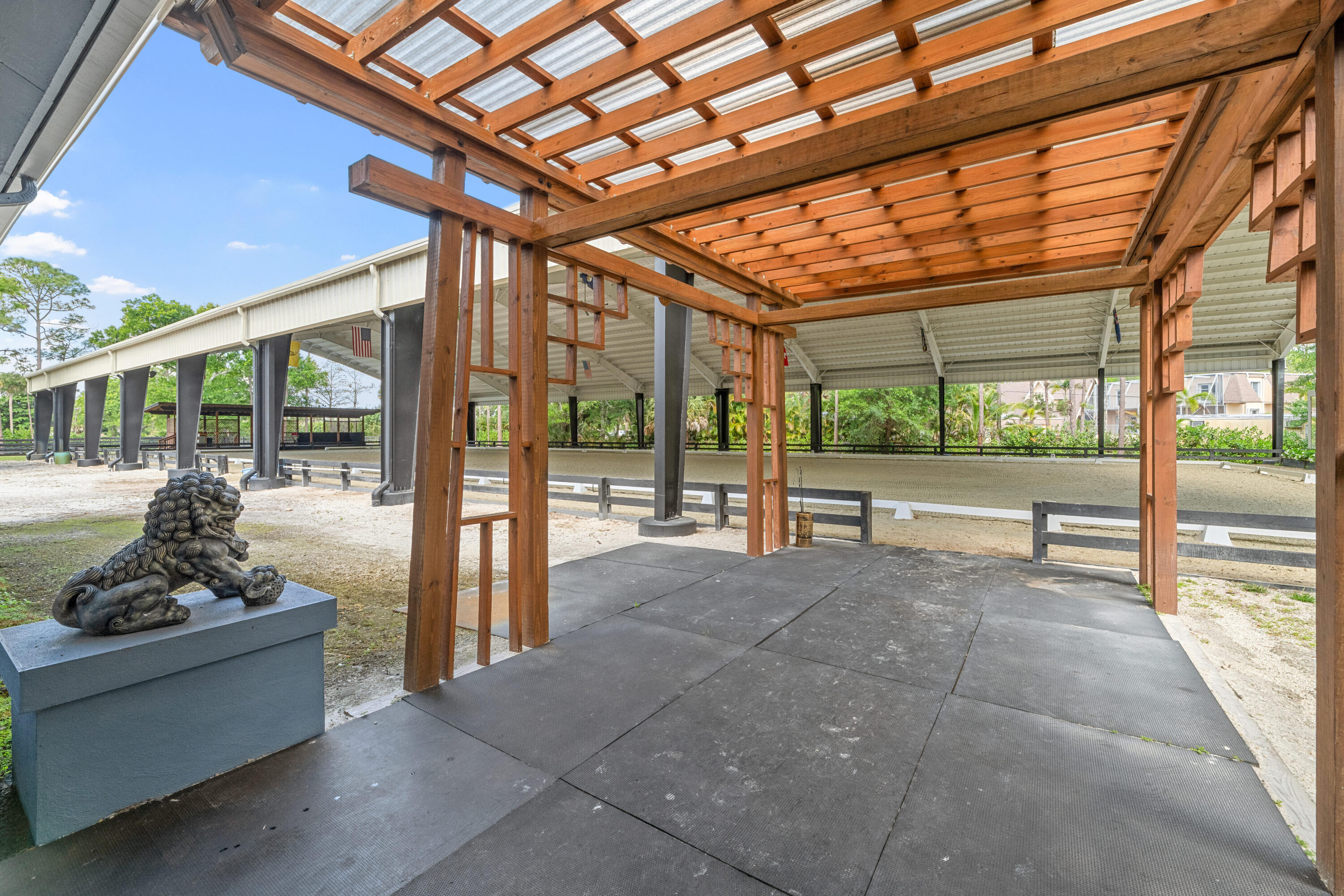 LOXAHATCHEE GROVES - Residential