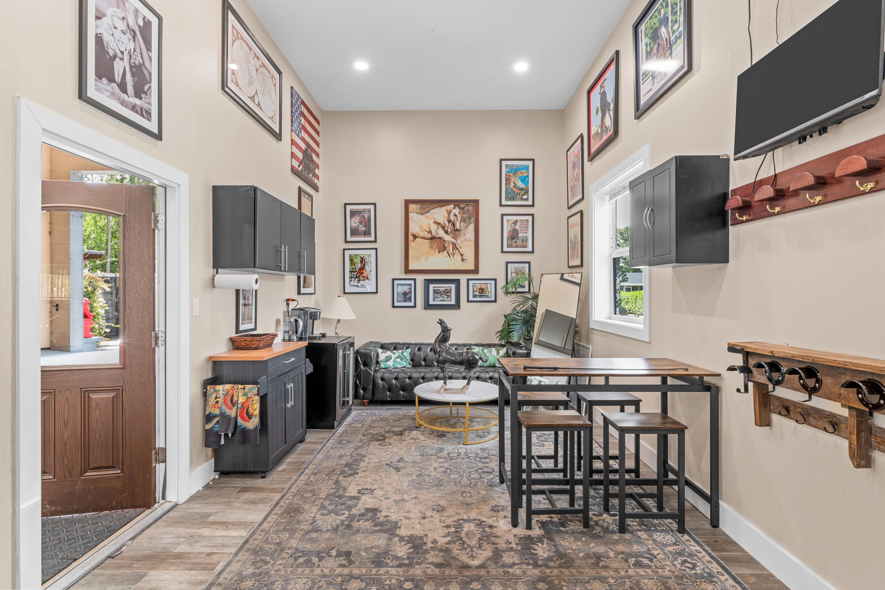 LOXAHATCHEE GROVES - Residential