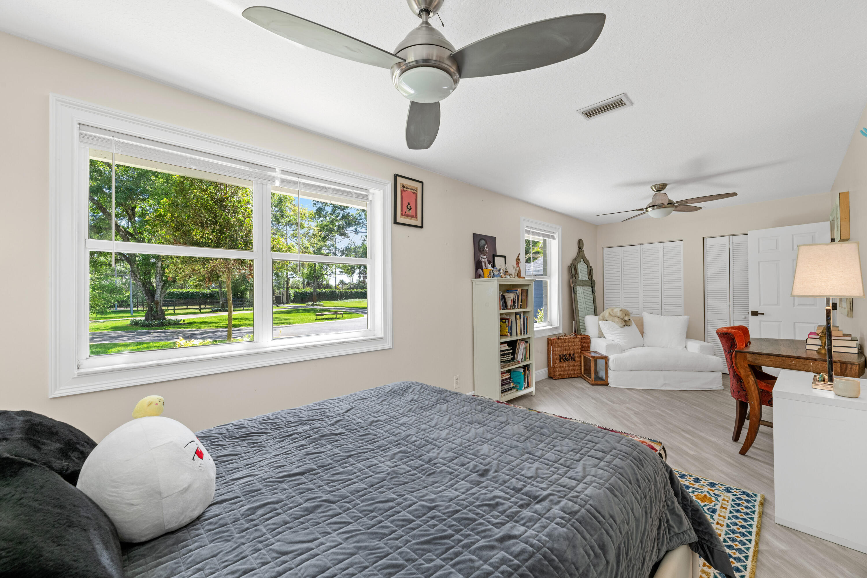 LOXAHATCHEE GROVES - Residential