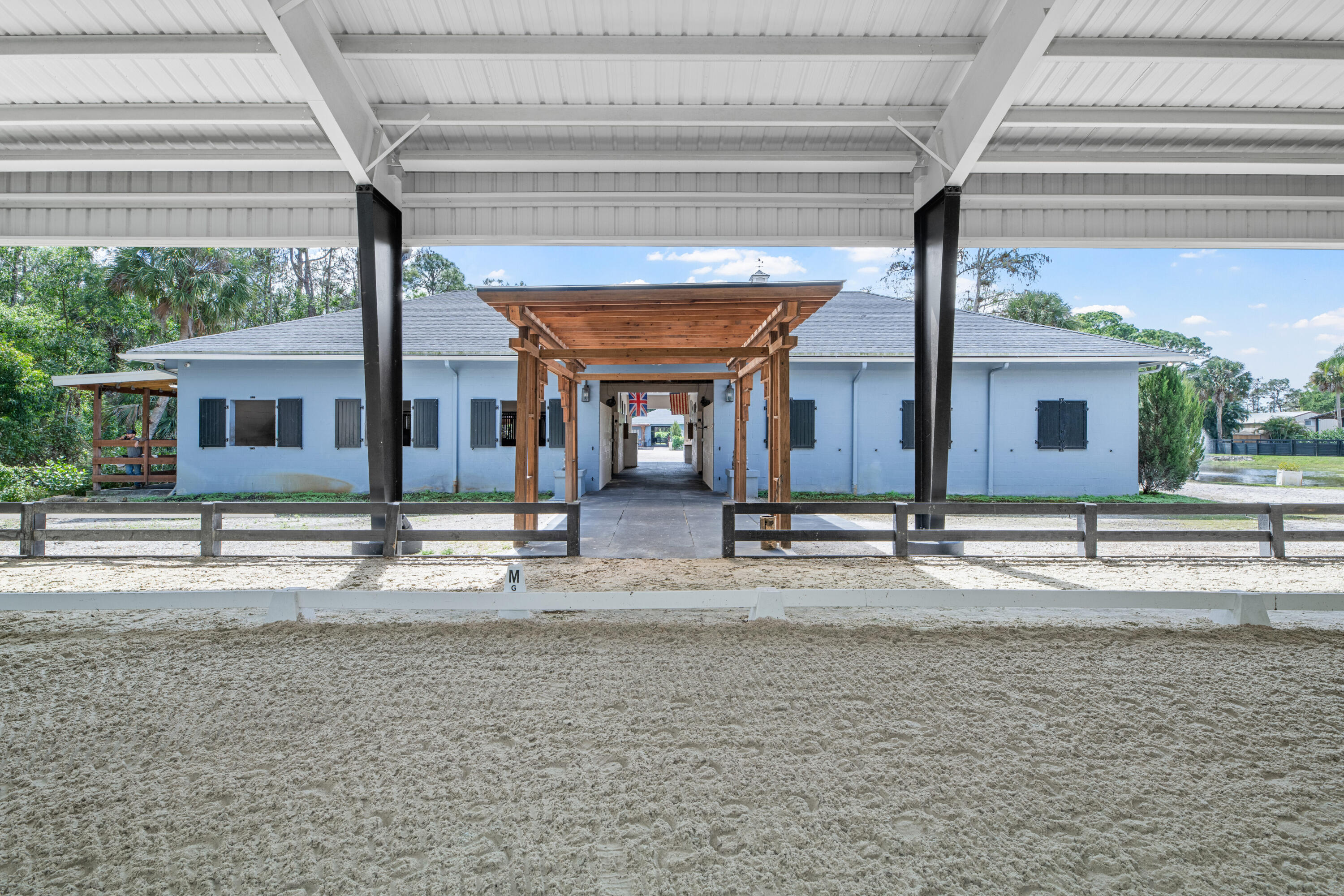 LOXAHATCHEE GROVES - Residential