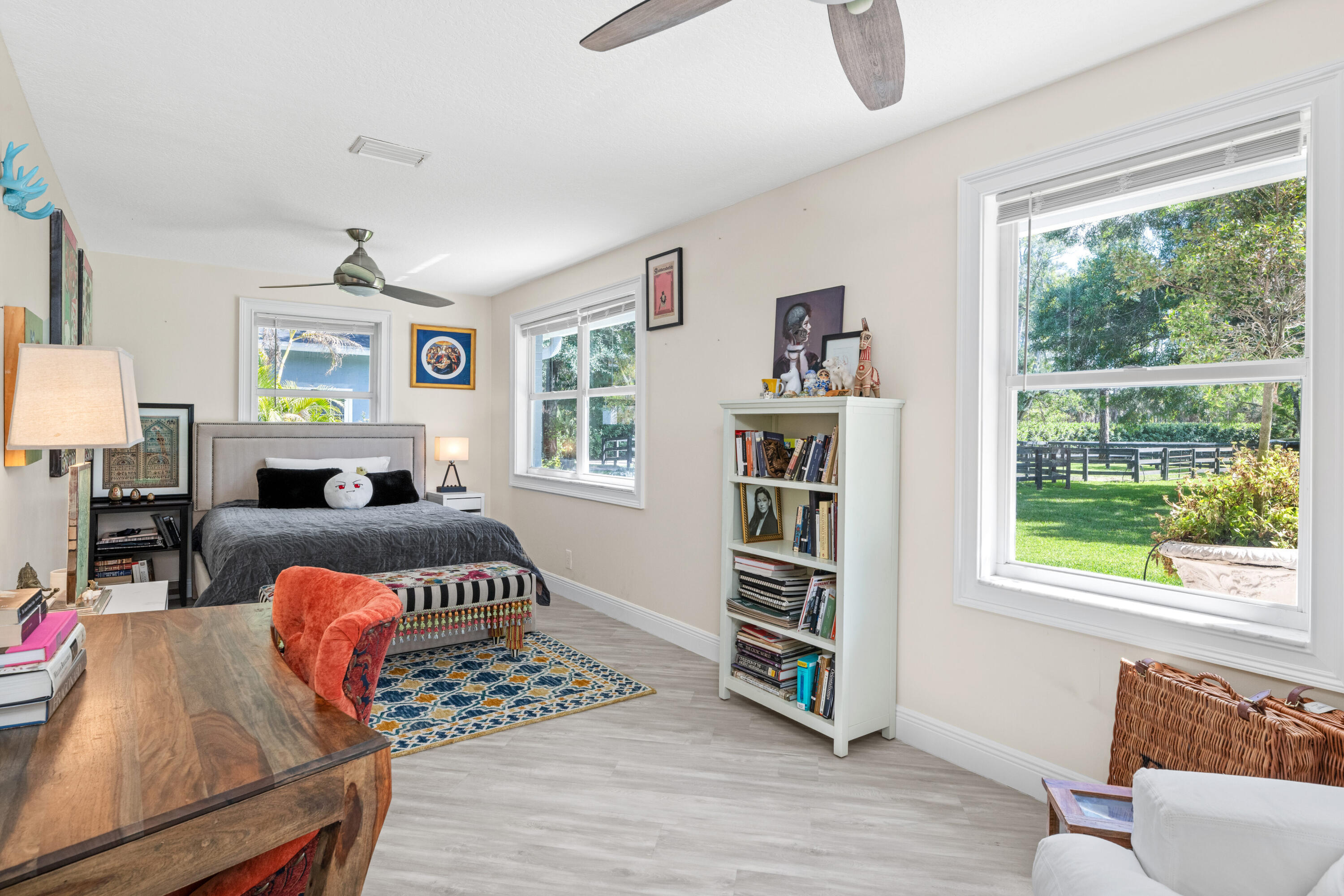 LOXAHATCHEE GROVES - Residential