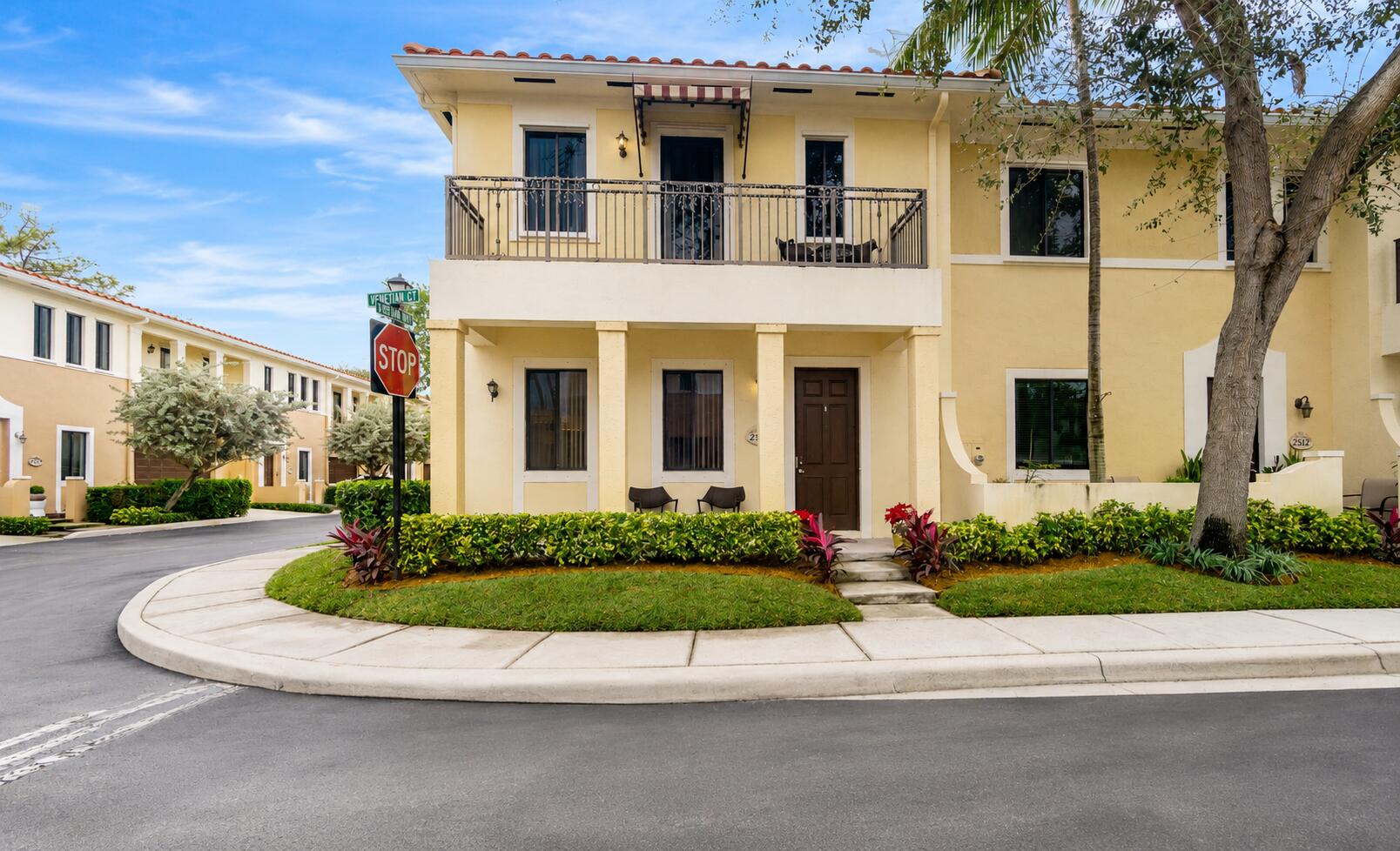 2514 VENETIAN Court 2514