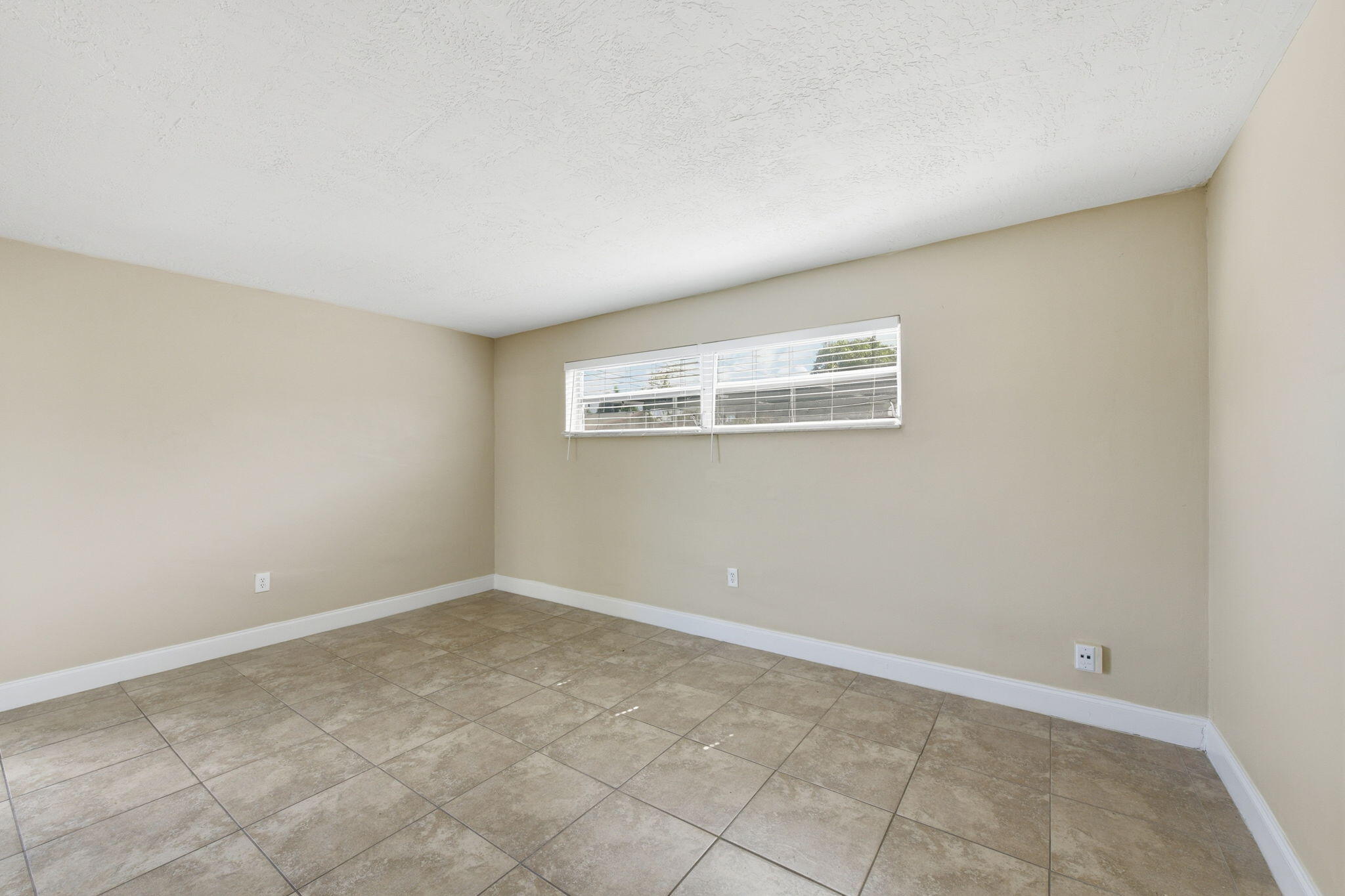 SUNRISE GOLF VILLAGE SEC 21 - Residential