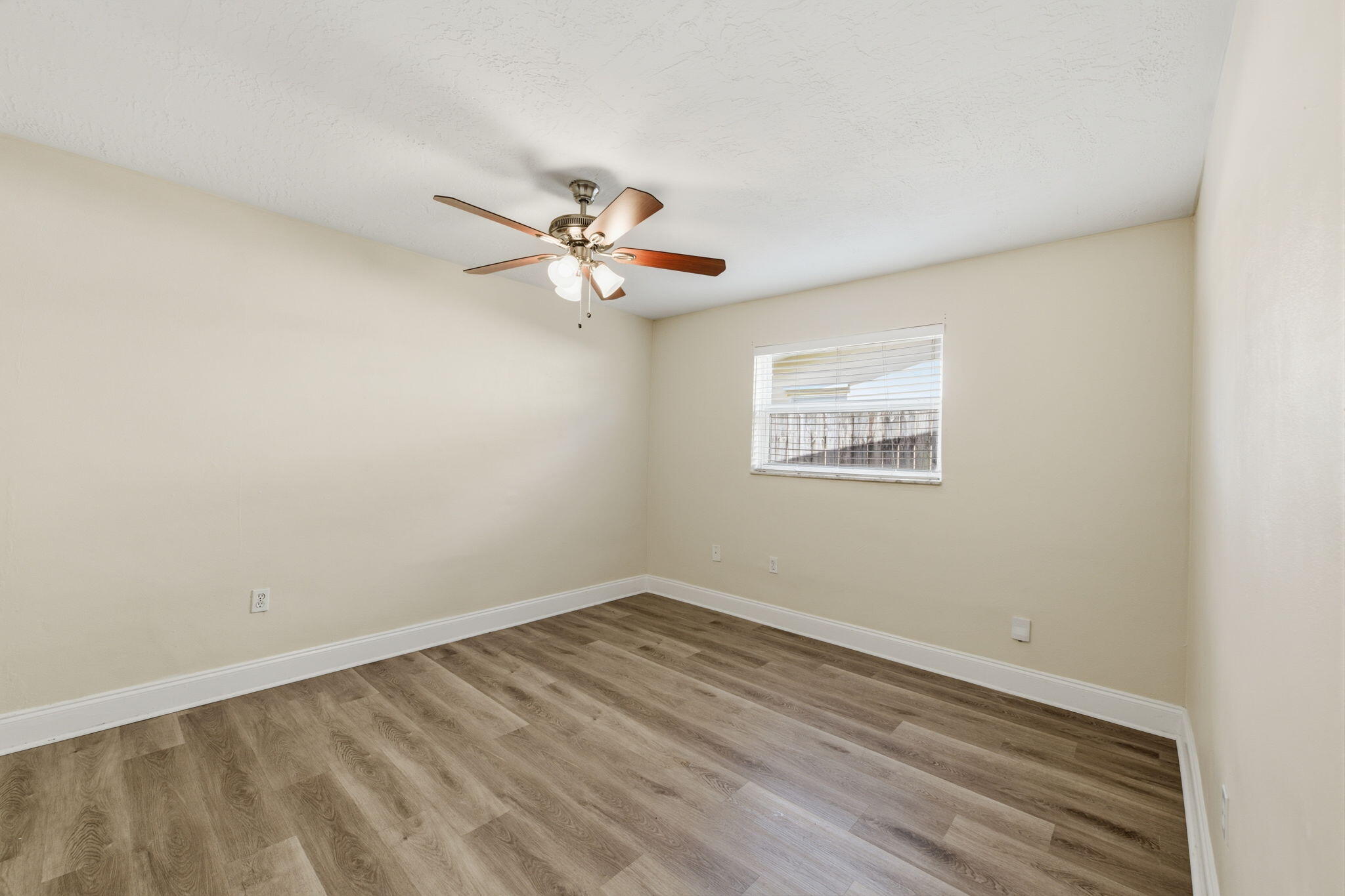 SUNRISE GOLF VILLAGE SEC 21 - Residential