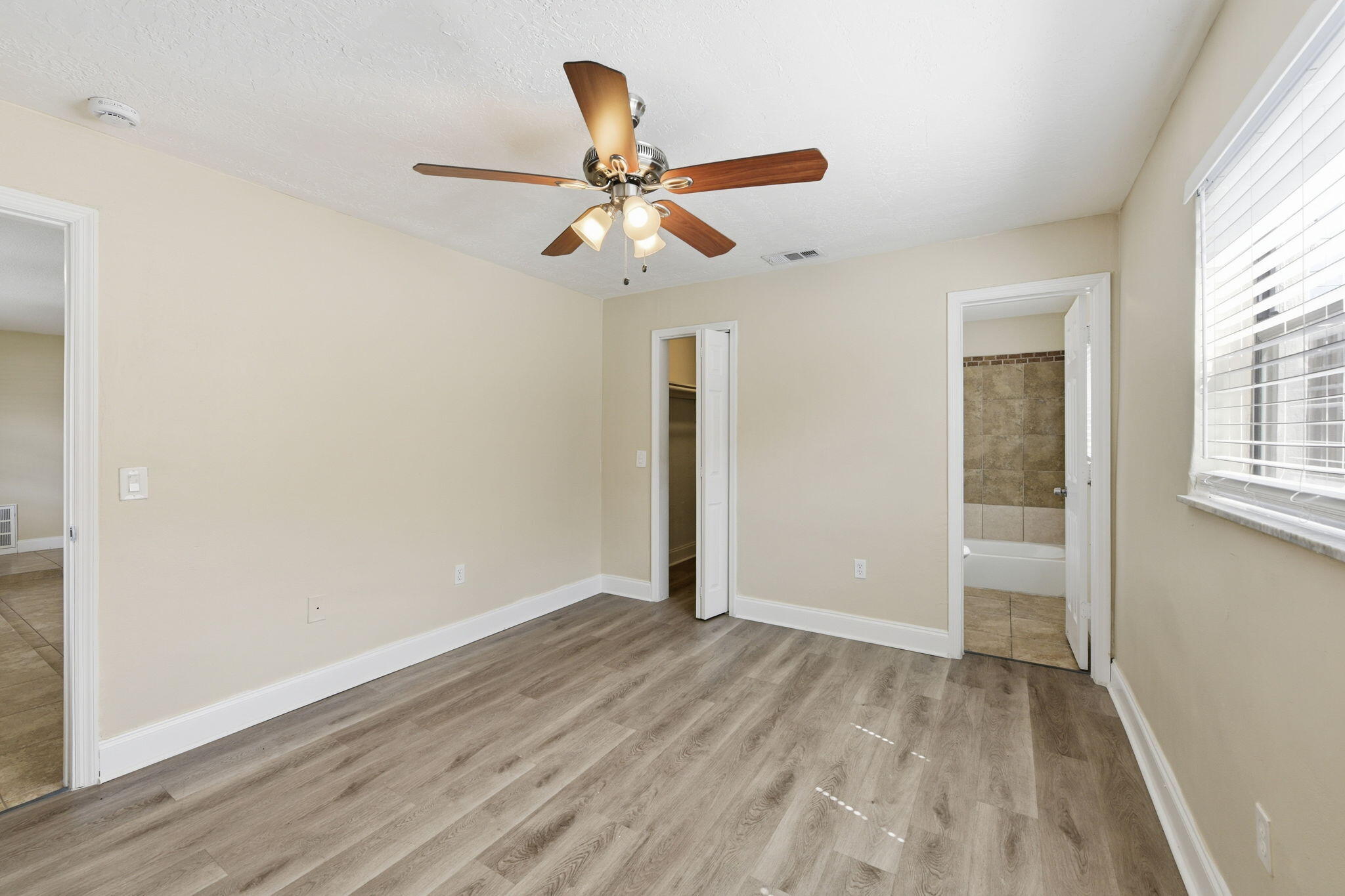 SUNRISE GOLF VILLAGE SEC 21 - Residential