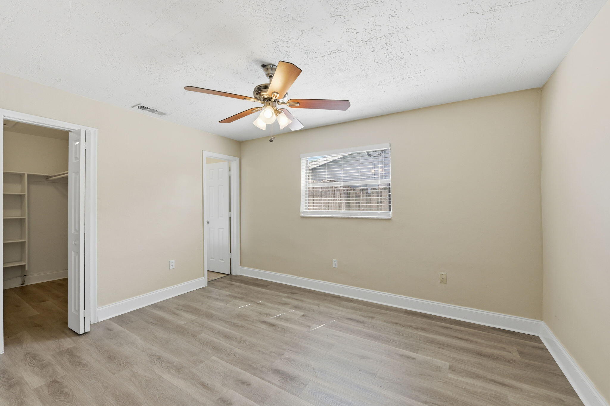 SUNRISE GOLF VILLAGE SEC 21 - Residential