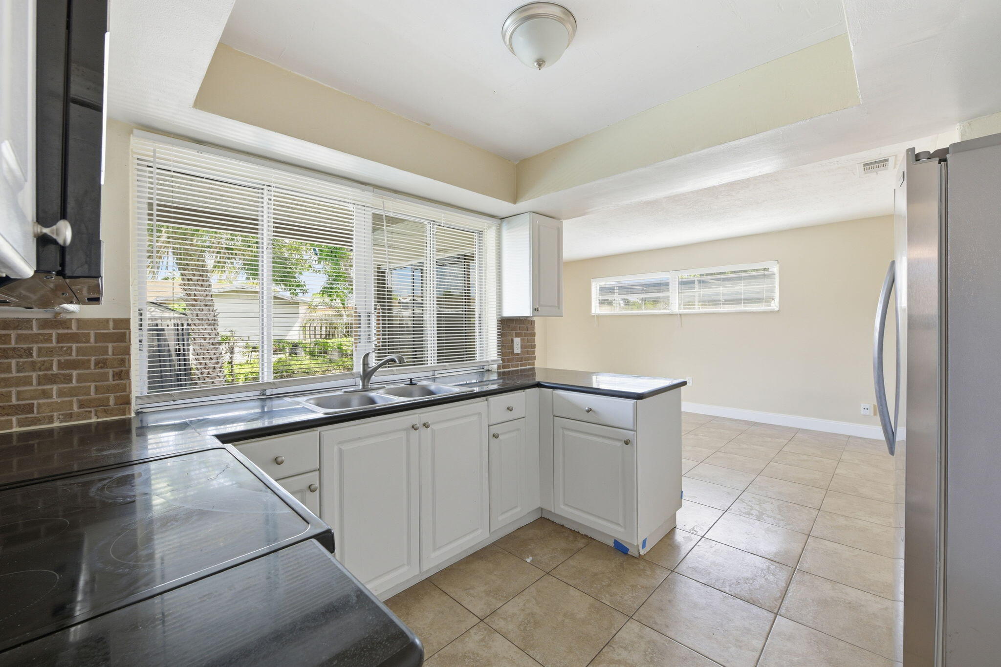 SUNRISE GOLF VILLAGE SEC 21 - Residential