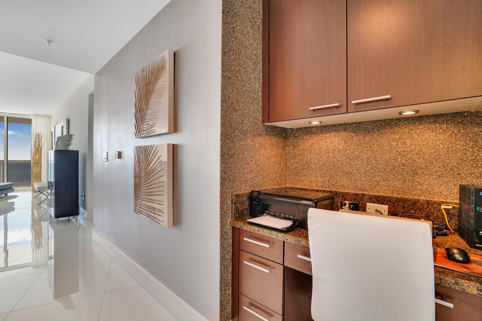 Plaza At Oceanside - Residential