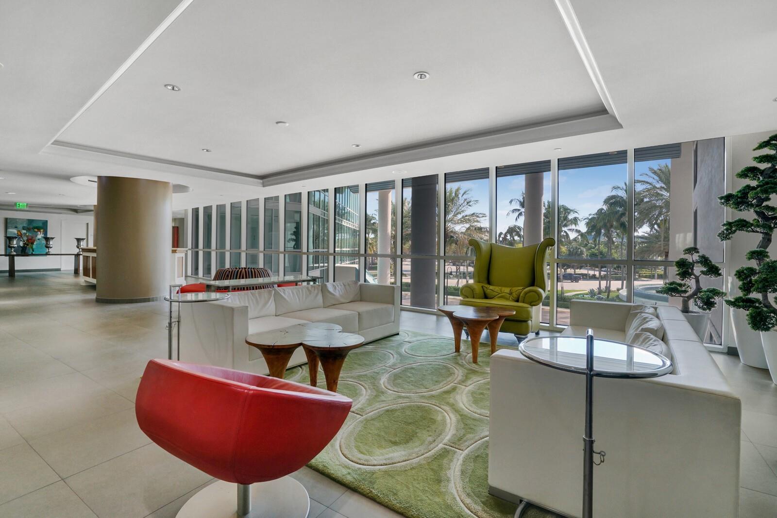 Plaza At Oceanside - Residential