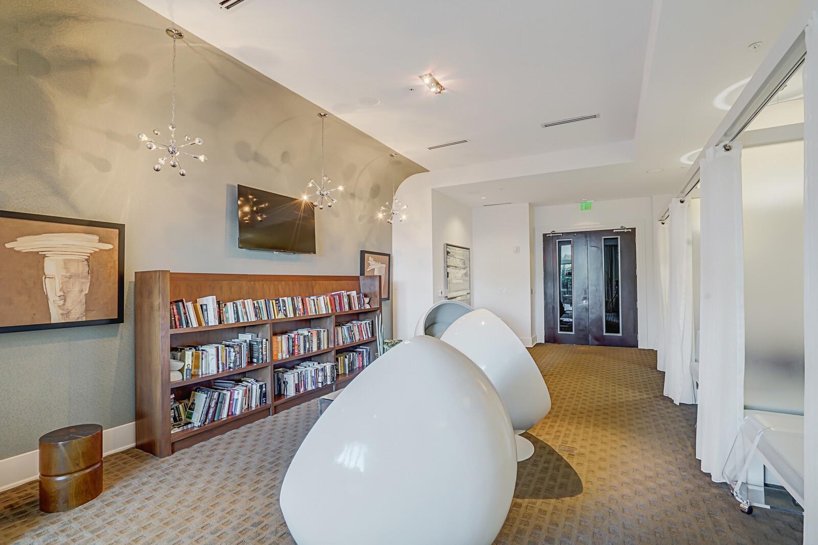 Plaza At Oceanside - Residential