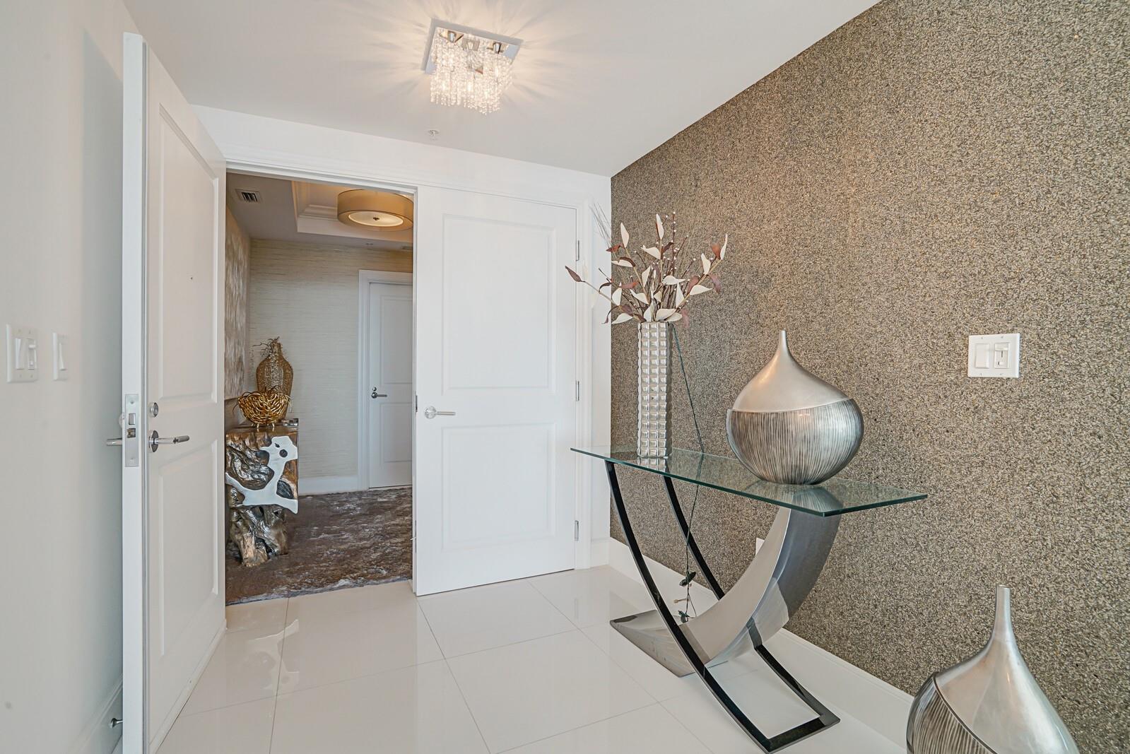 Plaza At Oceanside - Residential