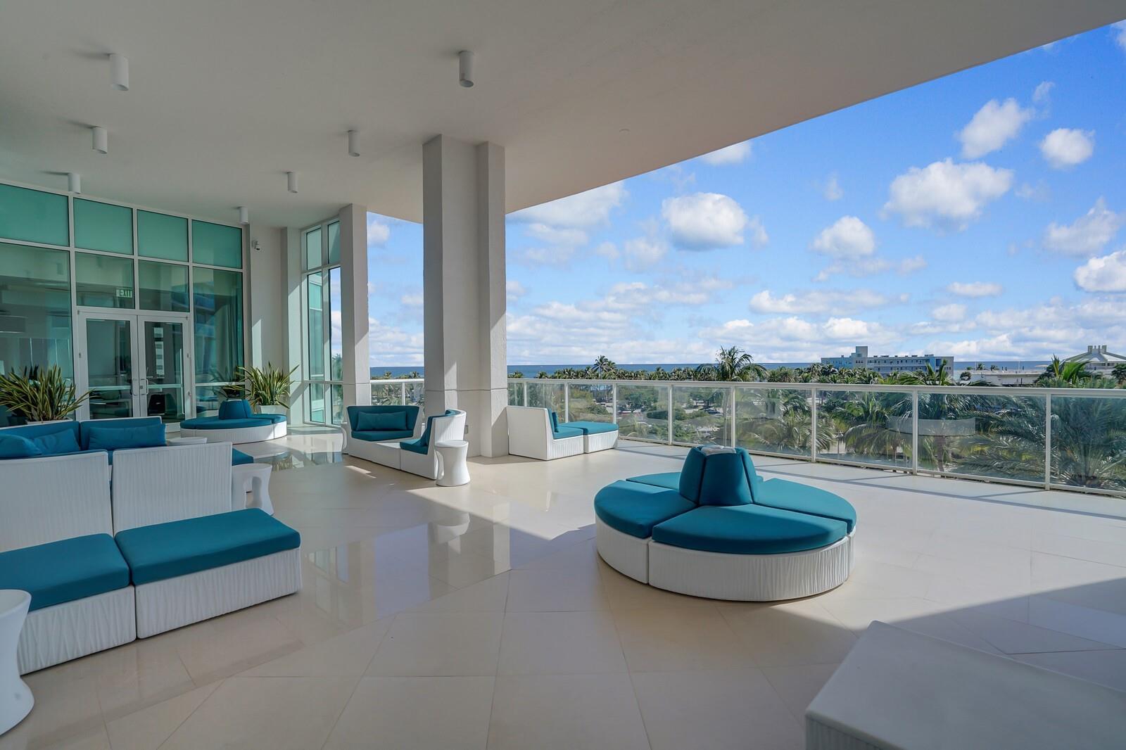 Plaza At Oceanside - Residential