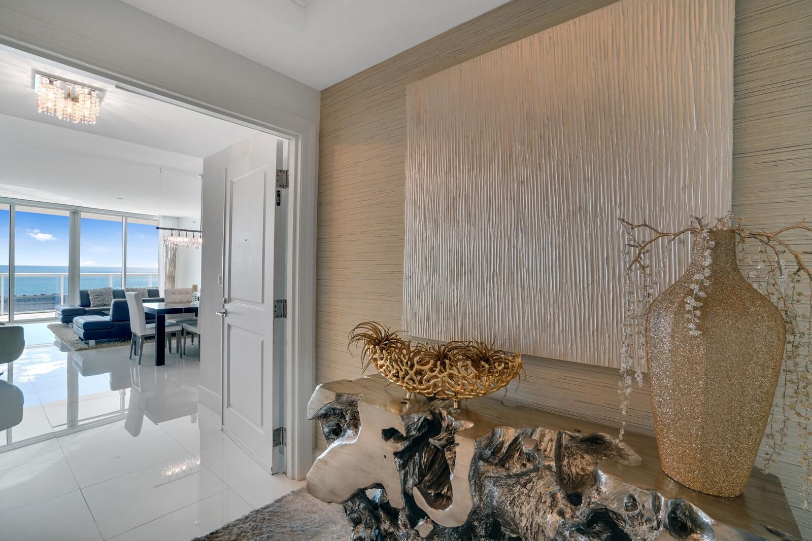 Plaza At Oceanside - Residential