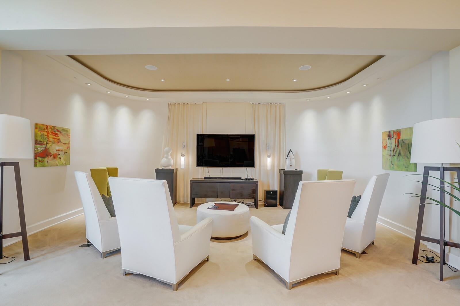 Plaza At Oceanside - Residential