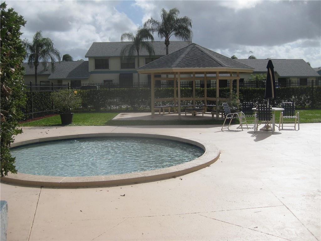 River Oaks - Residential