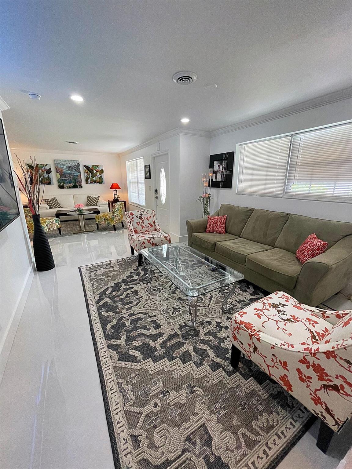 LAKE CLARKE MNR - Residential