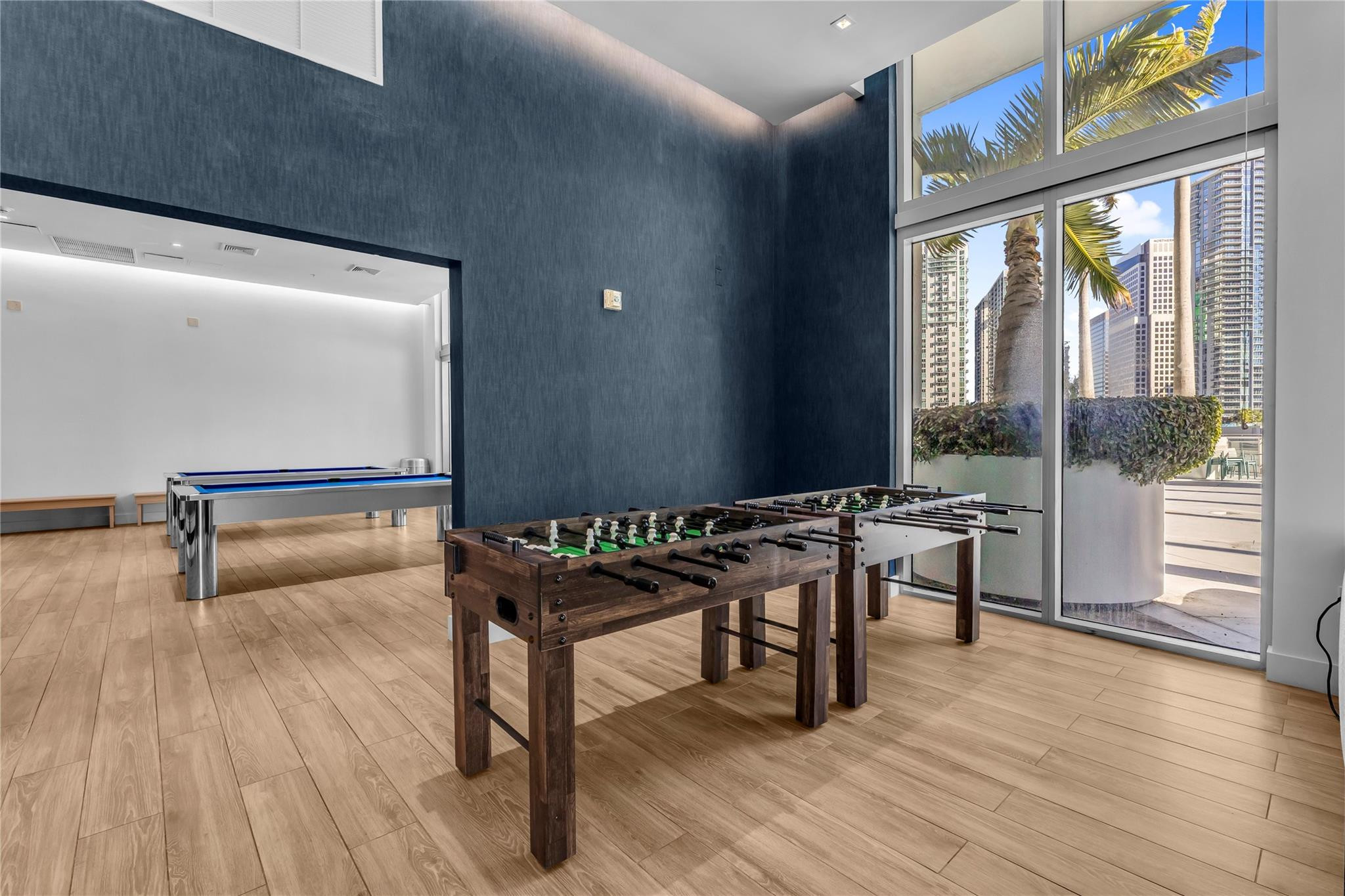 Ivy Condo - Residential