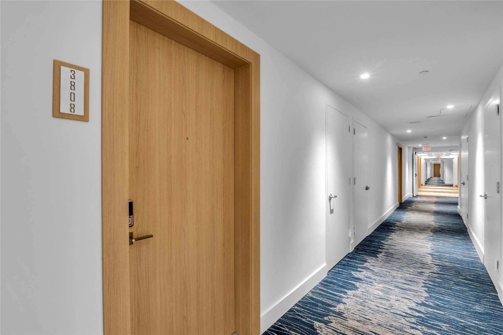 Ivy Condo - Residential