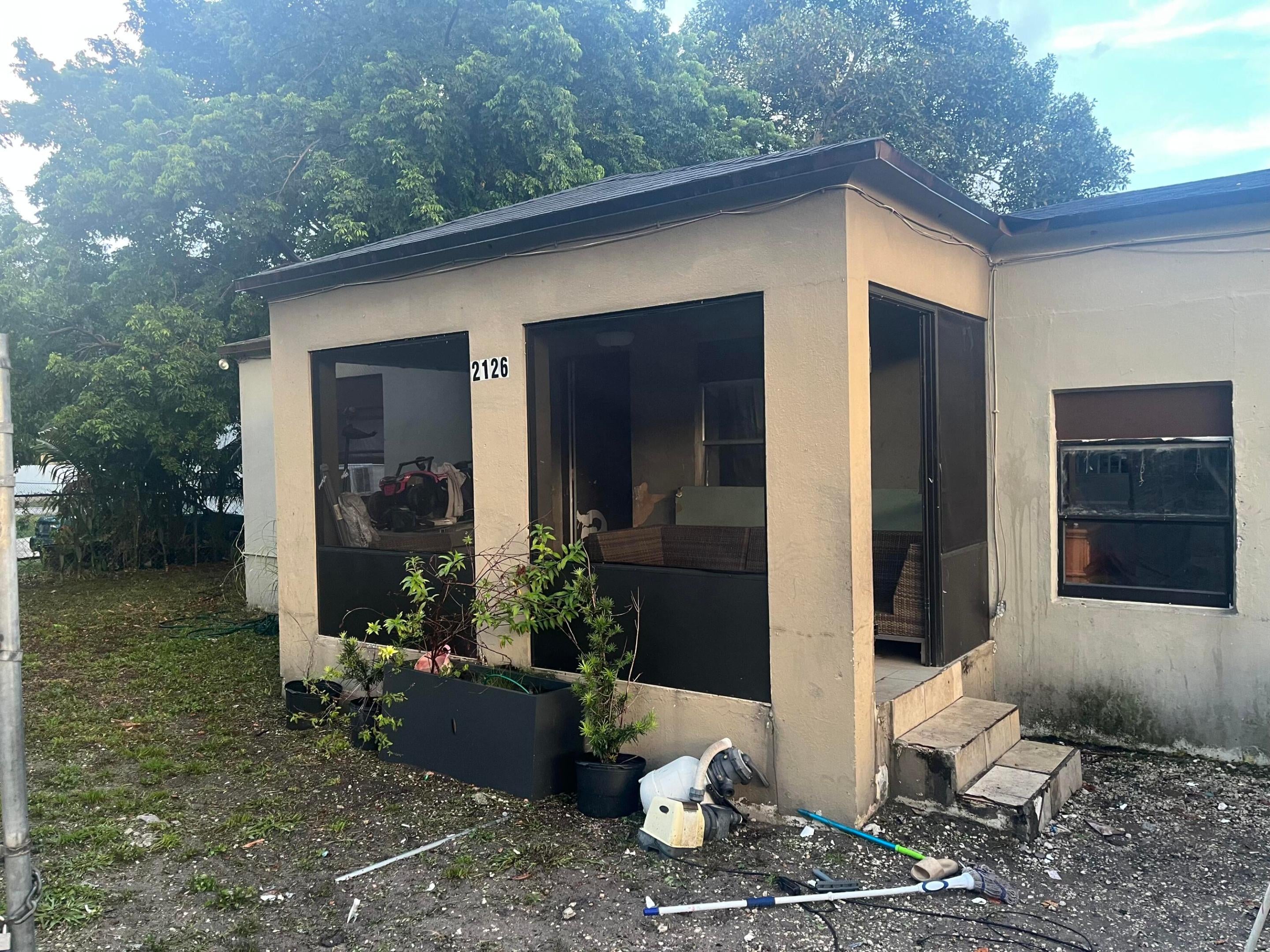 2126 NW 92ND Street