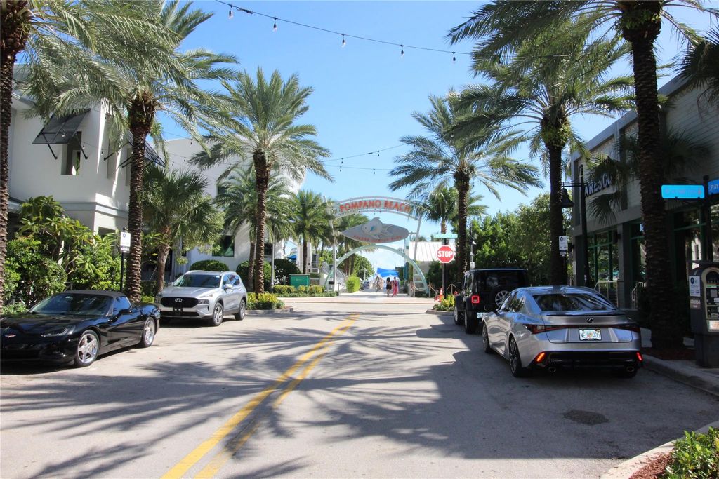 Photo of 3205 Colony Club Road #1, Pompano Beach, FL 33062 (MLS # F10555162)