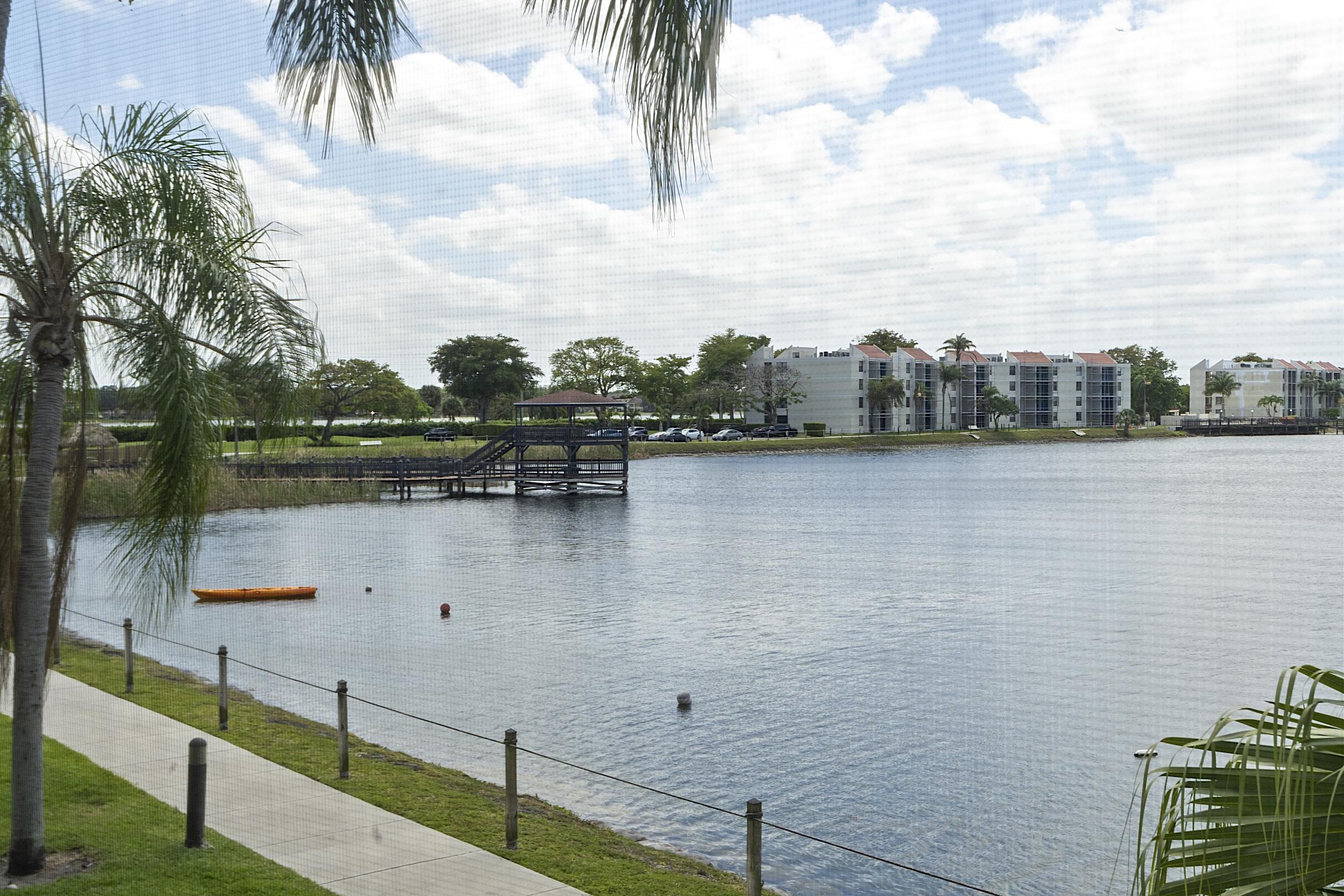 LAKE EMERALD CONDOMINIUM NO - Residential