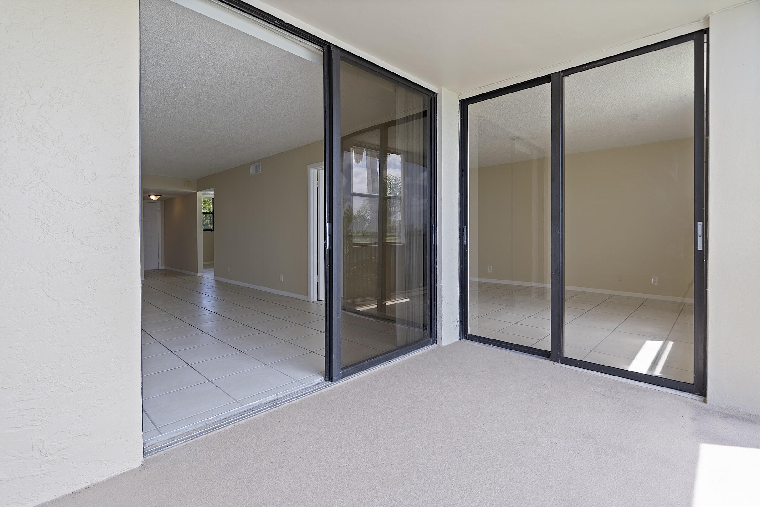 LAKE EMERALD CONDOMINIUM NO - Residential