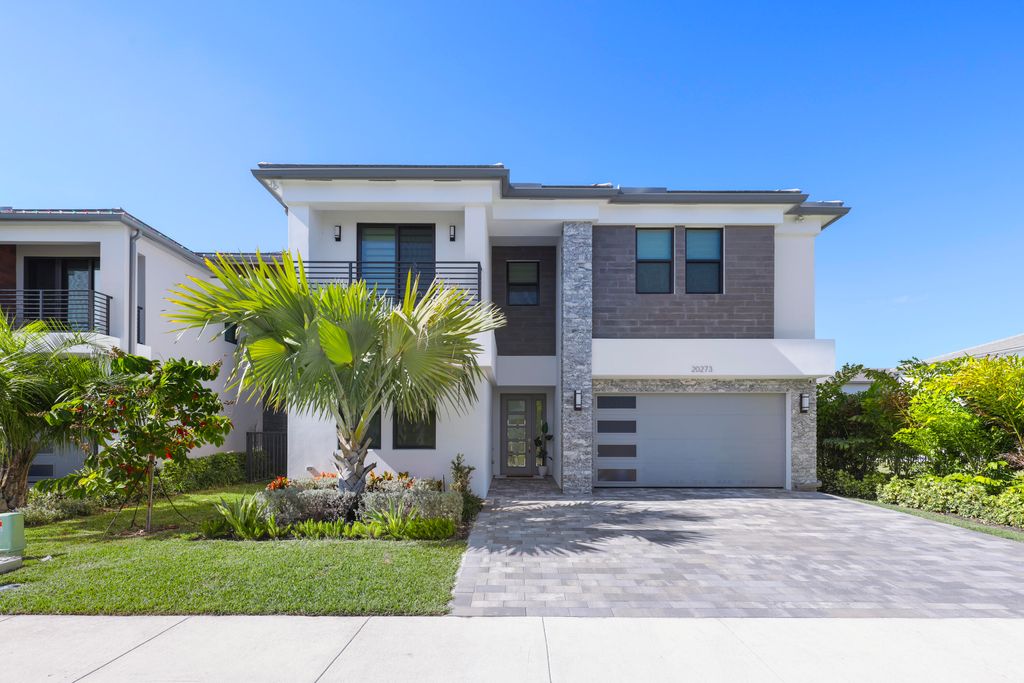 Photo of 20273 Somerset Hills Drive, Boca Raton, FL 33434 (MLS # R11158986)